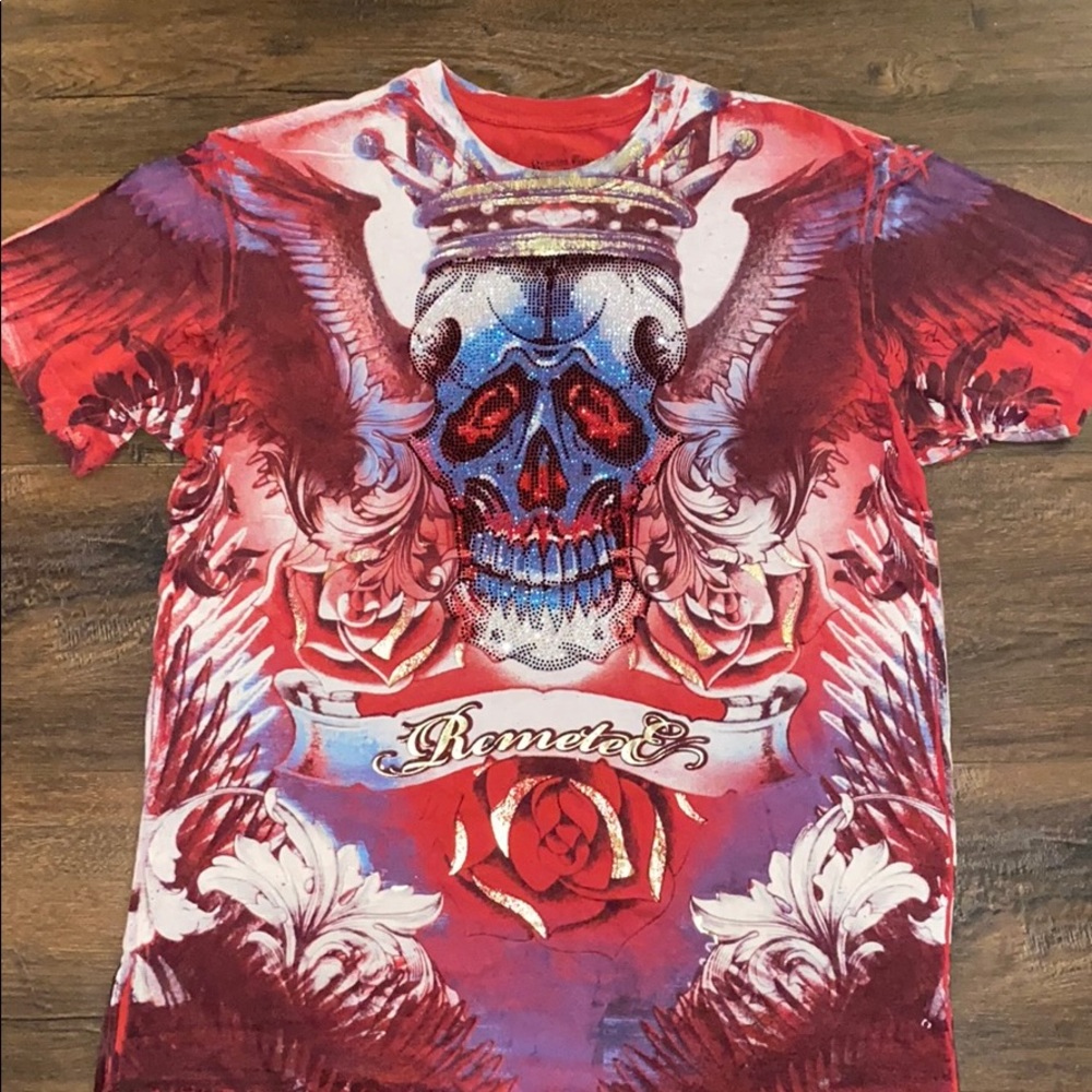 Remetee Trademark t-shirt